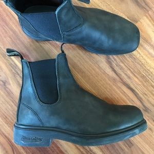 Blundstone Chelsea women’s dress boots